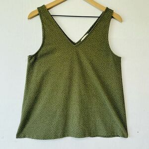 LOFT Outlet Olive Green With White Polka Dots Sleeveless Top   Sz L
